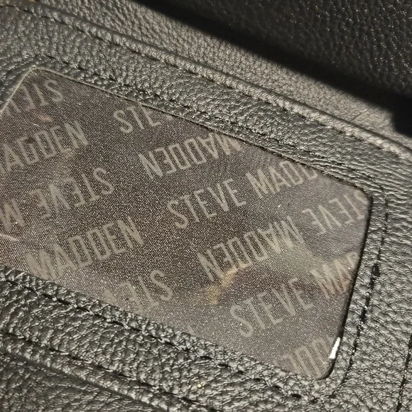 Steve Madden NWOT Green Wristlet - Picture 4 of 9